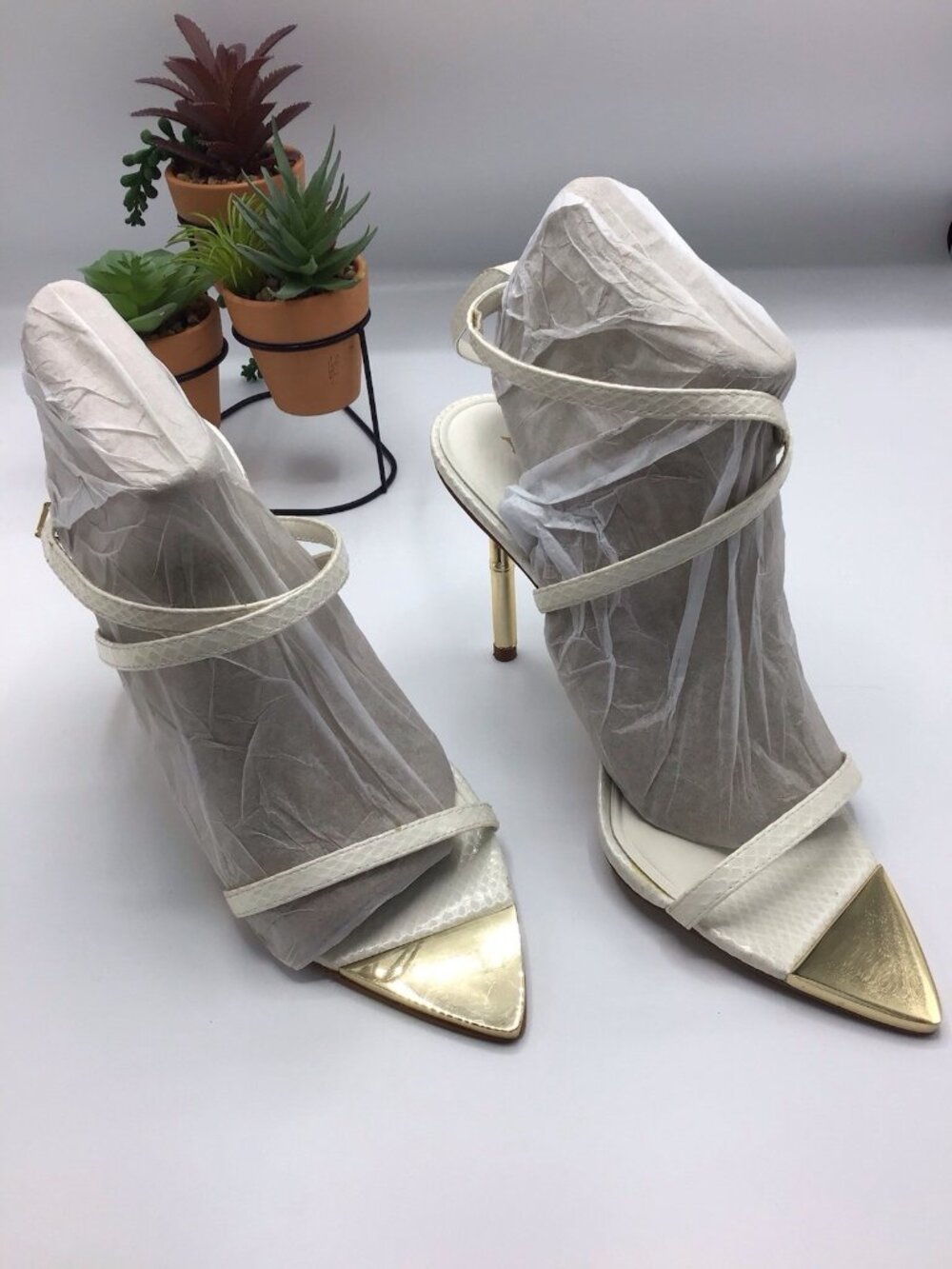 Aldo Womens White Metallic Gold Strappy Lace Up Heels Size 9 - Picture 1 of 9